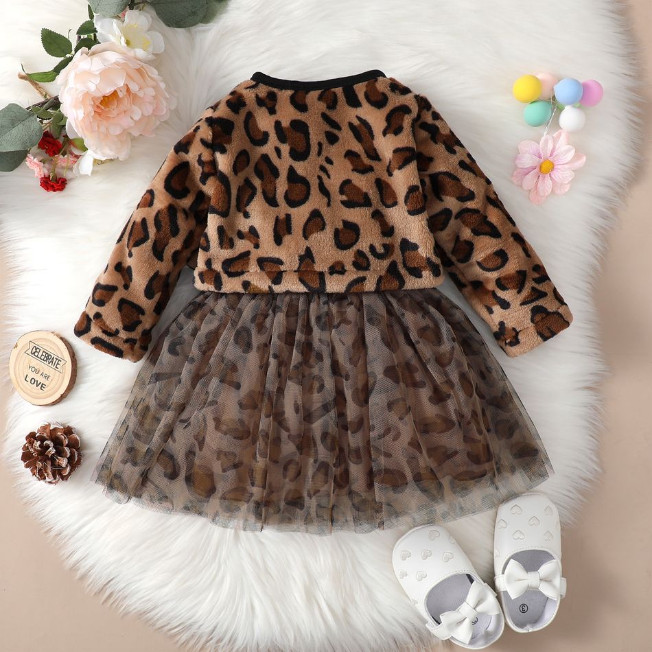 2pcs Baby Girl 95% Cotton Letter Print Spliced Mesh Cami Dress and Leopard Print Ruffle Trim Thermal Fuzzy Coat Set Brown big image 3
