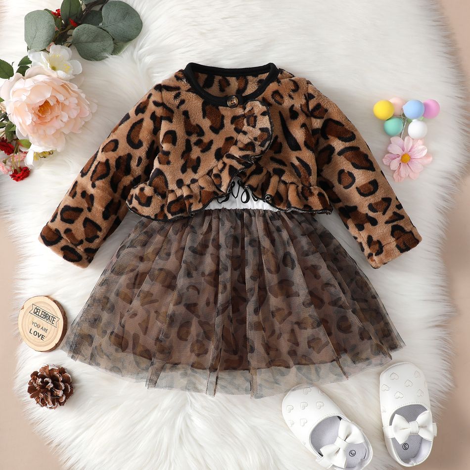 2pcs Baby Girl 95% Cotton Letter Print Spliced Mesh Cami Dress and Leopard Print Ruffle Trim Thermal Fuzzy Coat Set Brown big image 4
