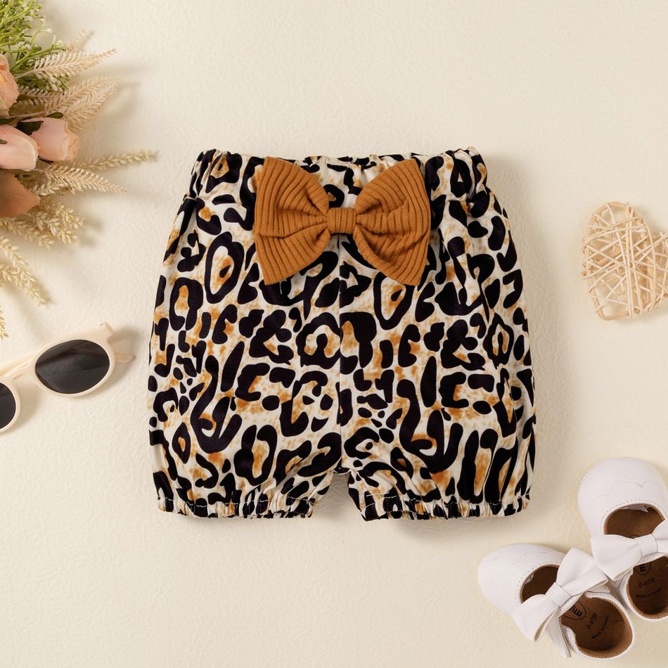 3pcs Baby Girl 95% Cotton Ribbed Flutter-sleeve Romper and Leopard Shorts with Headband Set Brown big image 6