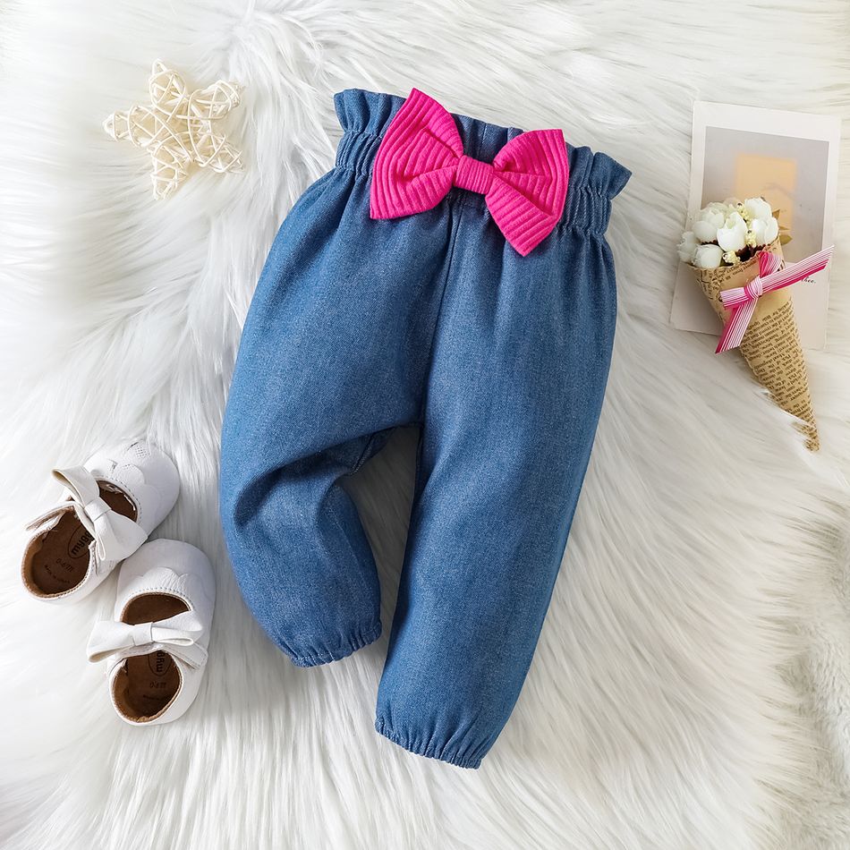 3pcs Baby Girl 95% Cotton Ribbed Ruffle Trim Letter Print Romper and Bow Front Jeans with Headband Set Hot Pink big image 6