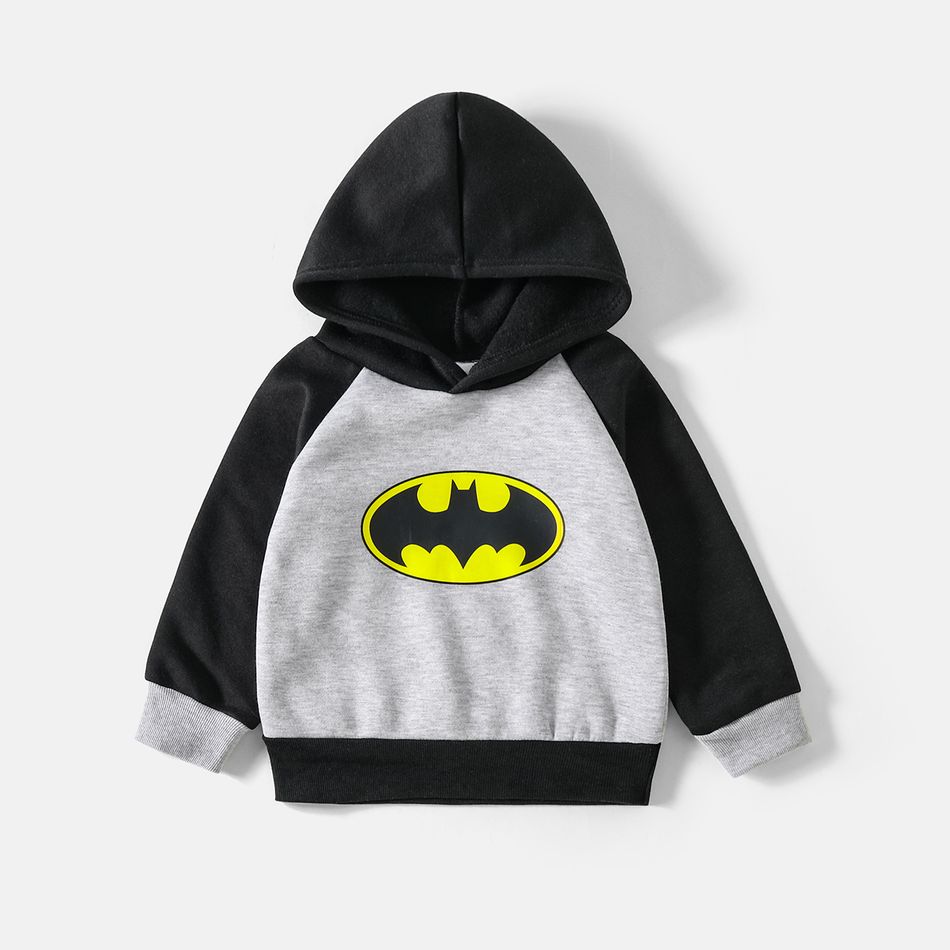 Batman 2pcs Toddler Boy Raglan Sleeve Cotton Hoodie Sweatshirt and Allover Print Pants set Grey big image 3