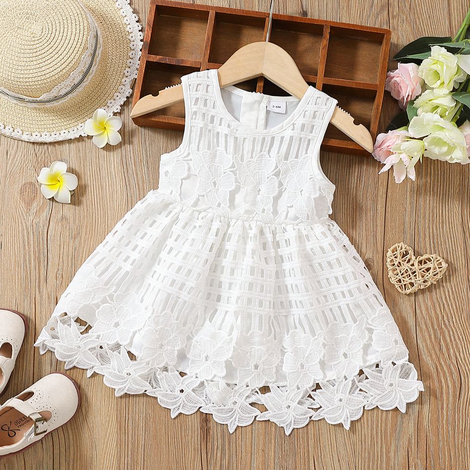Baby Girl White Hollow Out Floral Appliques Design Sleeveless Party Dress White