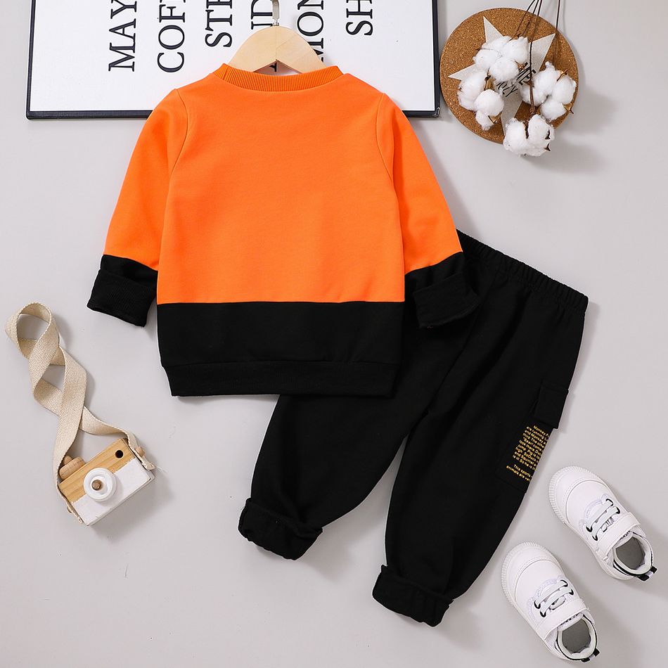 2pcs Toddler Boy Trendy Letter Print Colorblock Sweatshirt and Pocket Design Pants Set Orange big image 2
