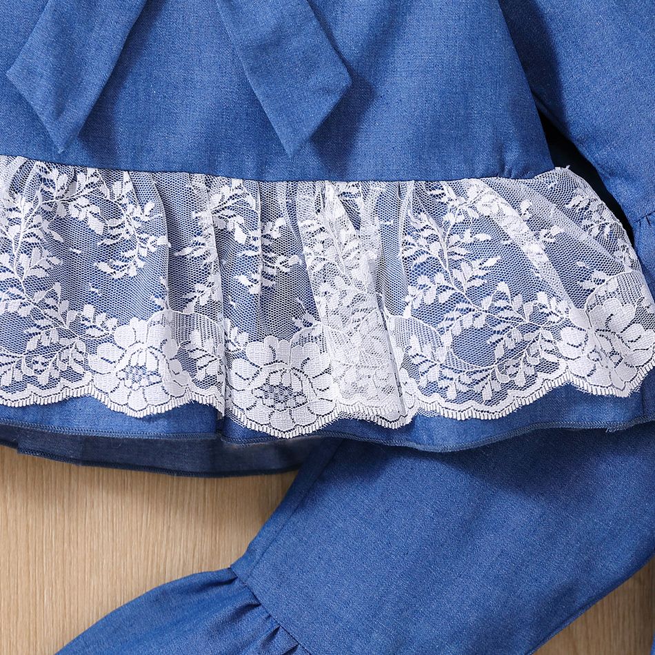 2pcs Toddler Girl Sweet Lace Design Bowknot Denim Tee and Flared Pants Set Blue big image 4