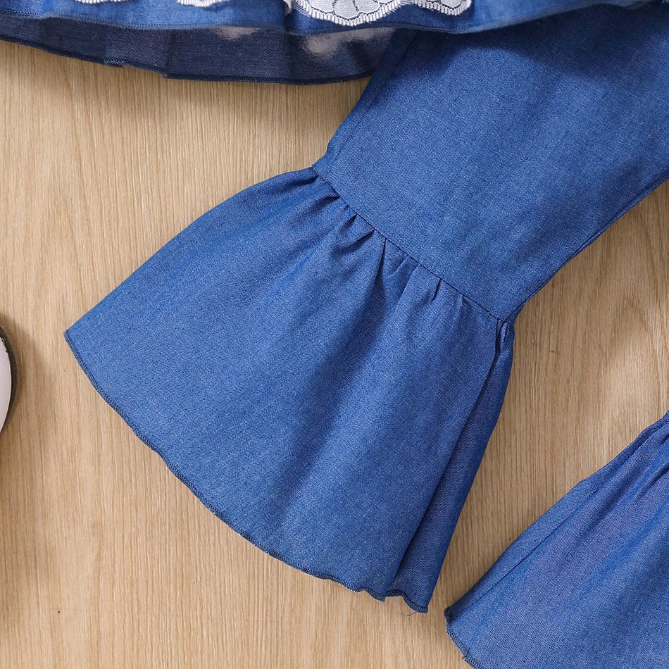 2pcs Toddler Girl Sweet Lace Design Bowknot Denim Tee and Flared Pants Set Blue