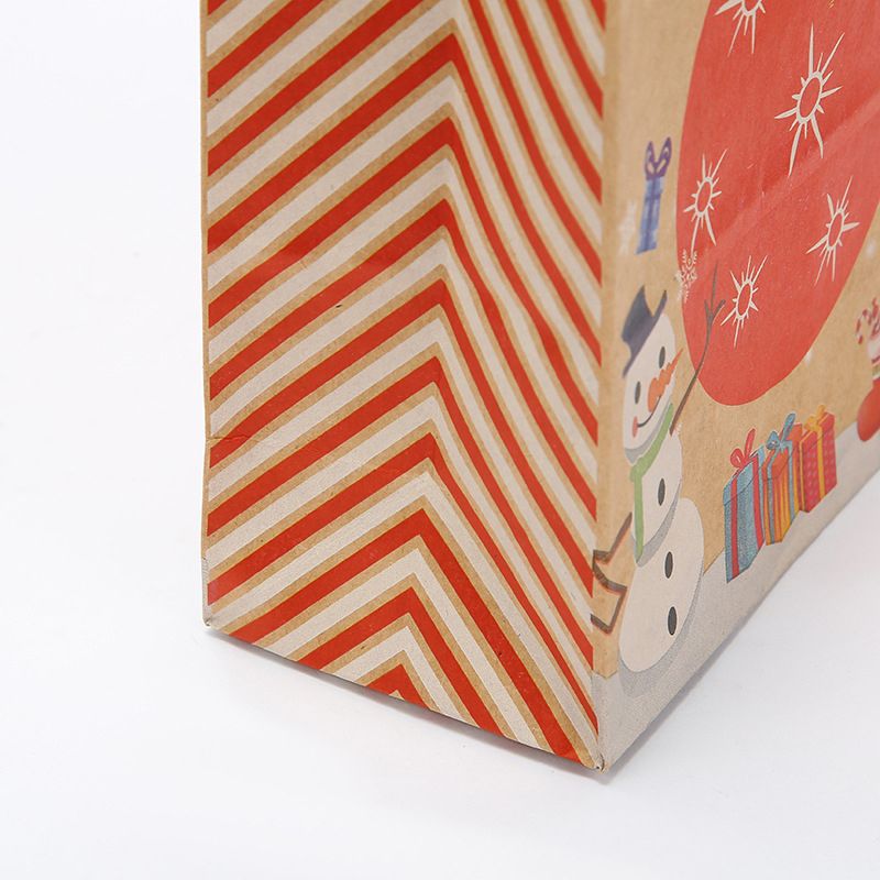 Confezione regalo con busta in carta kraft natalizia da 4 confezioni Verde big image 4