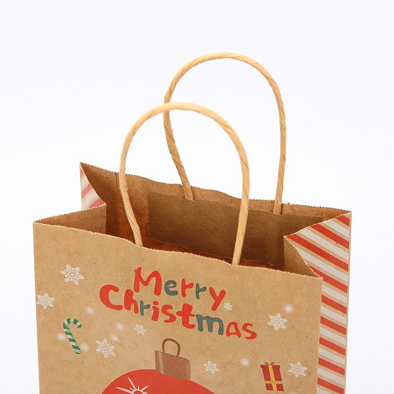 4-pack Christmas Kraft Paper Bag Gift Packaging Handle Bag Green