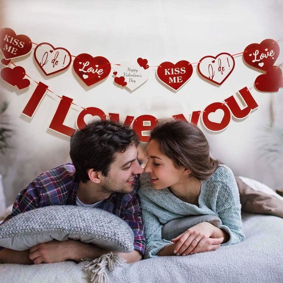 2-pack I Love You Banner and Heart Letters "Kiss Me & I Do & Love" for Wedding Proposal Valentine's Day Wedding Engagement Home Indoor Party Decor Ornament Red big image 2