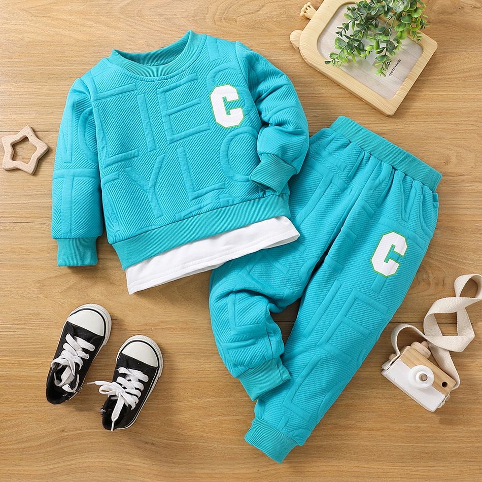 2pcs Toddler Boy Trendy Faux-two Letter Textured Sweatshirt and Elasticized Pants Set cyan