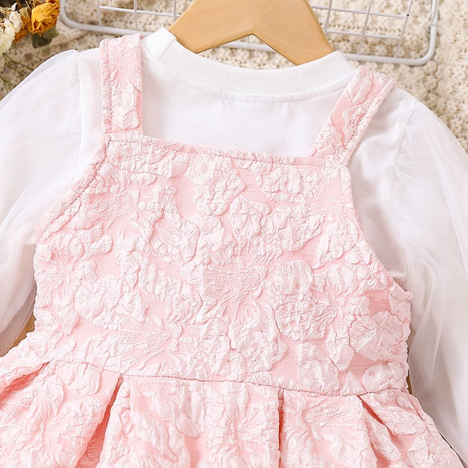 2pcs Toddler Girl Sweet Mesh Design Tee and Textured Overall Dress Set Pink big image 7