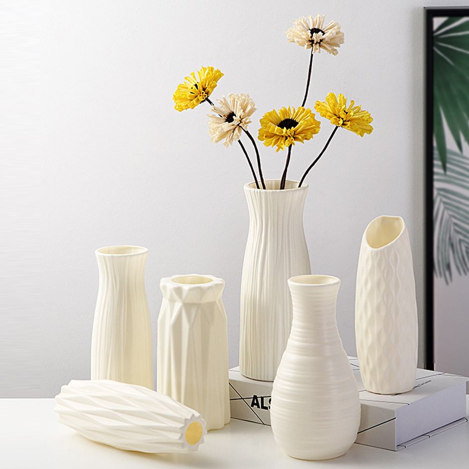 Ceramic Look White Plastic Flower Vase Geometric Style Unbreakable Decor Vase for Flower Home Office Table Decor White big image 2