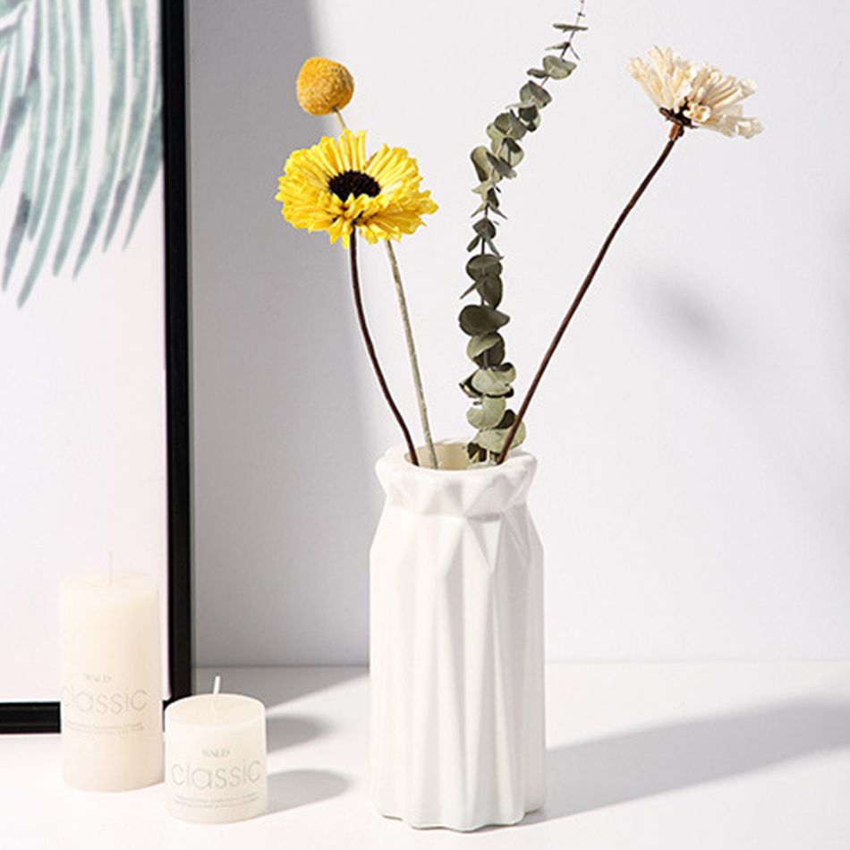 Ceramic Look White Plastic Flower Vase Geometric Style Unbreakable Decor Vase for Flower Home Office Table Decor White big image 9