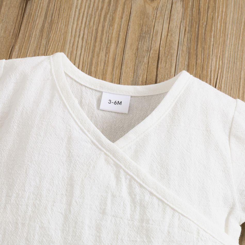 100% Cotton 2pcs Baby Girl Button Design Solid Short-sleeve Top and Shorts Set Khaki big image 3