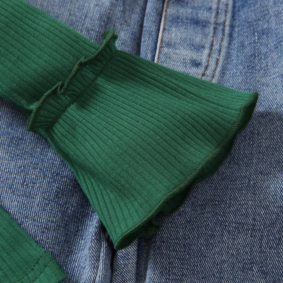 2pcs Toddler Girl Sweet Denim Jeans and Turtleneck Ruffled Bell sleeves Tee set Green big image 5