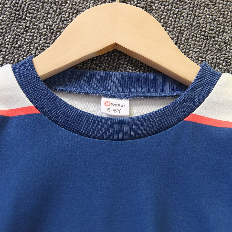2pcs Toddler Boy Trendy Stripe Colorblock Sweatshirt and Pocket Design Pants Set Blue big image 3