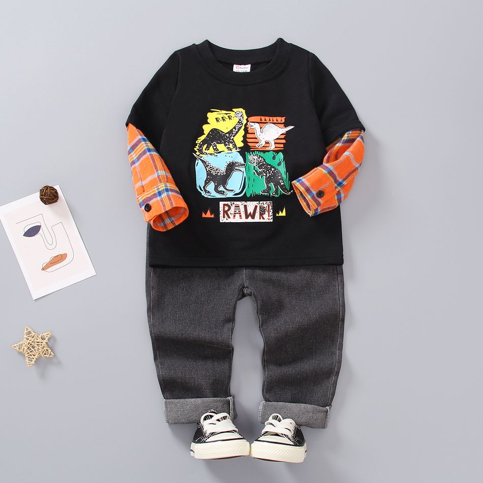 2pcs Toddler Boy Trendy Denim Jeans and Faux-two Dinosaur Print Sweatshirt Set Black big image 1