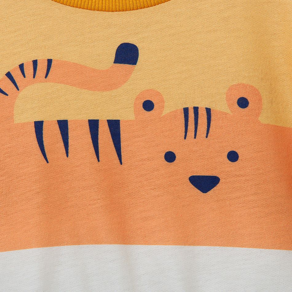 2pcs Toddler Boy Playful Ripped Denim Jeans and Animal Print Colorblock Sweatshirt Set Color block big image 4
