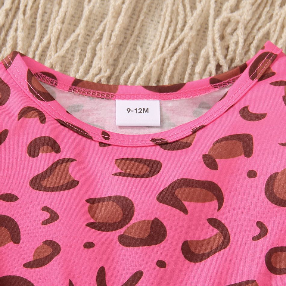 2pcs Baby Girl Leopard Print Long-sleeve Ruffle Trim Top and Heart Graphic Pants Set Hot Pink big image 3
