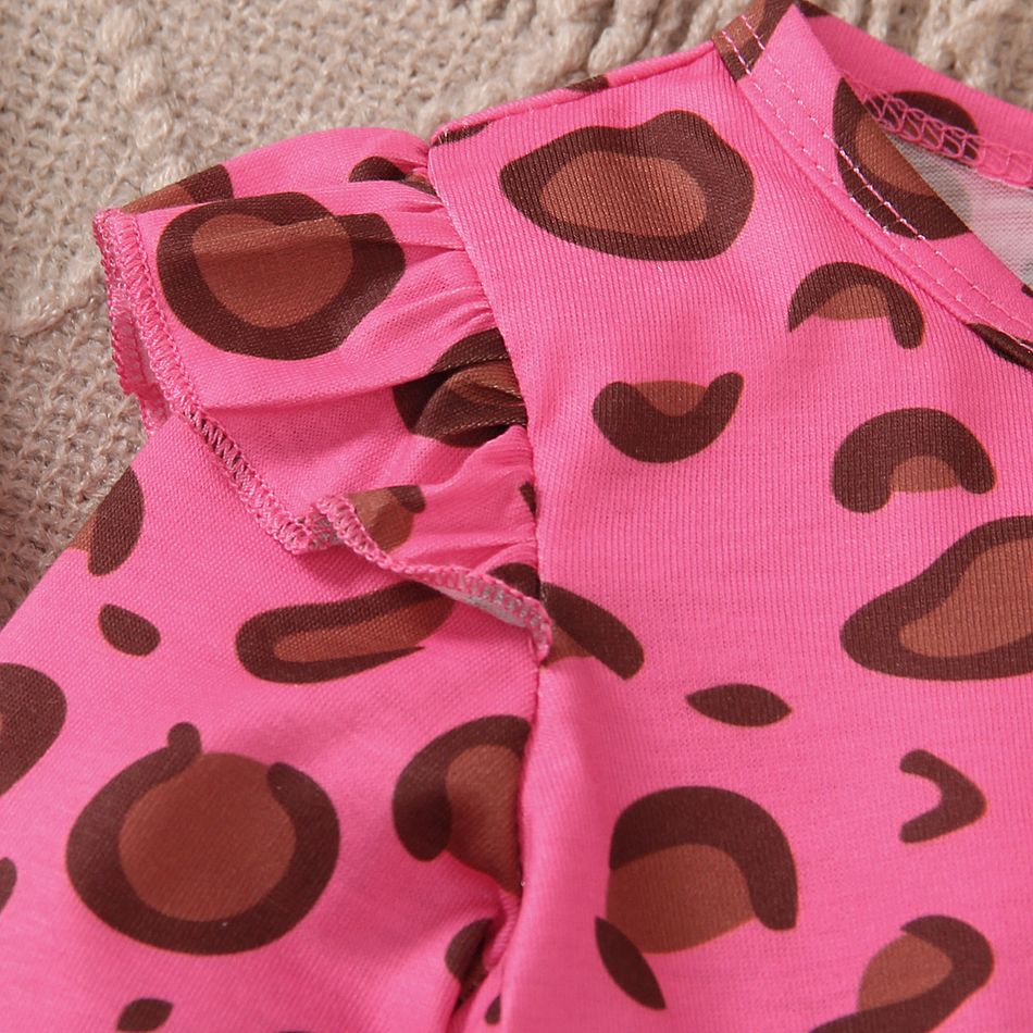 2pcs Baby Girl Leopard Print Long-sleeve Ruffle Trim Top and Heart Graphic Pants Set Hot Pink big image 4