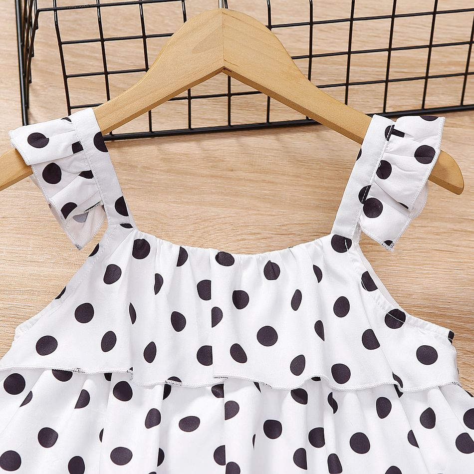 2pcs Toddler Girl Trendy Denim Patchwork Shorts and Polka dots Camisole Set White big image 2