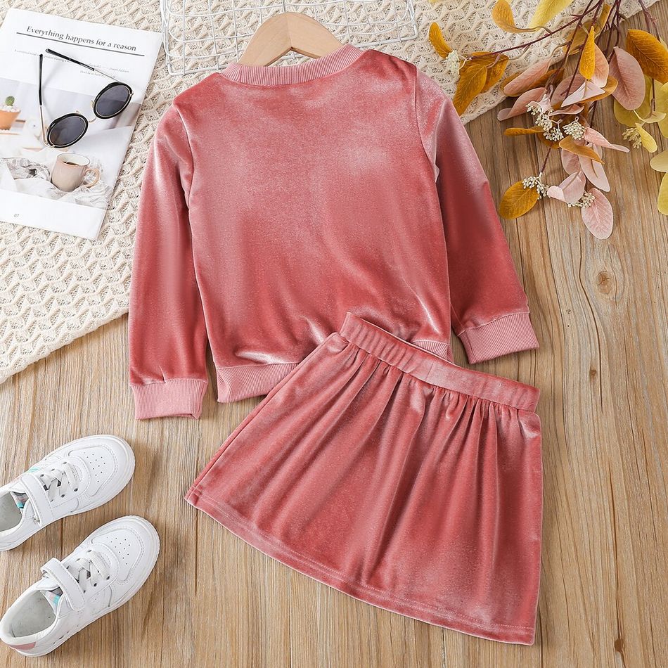 2pcs Toddler Girl Sweet Bowknot Design Flannel Fleece Sweatshirt and Skirt Set Pink big image 2
