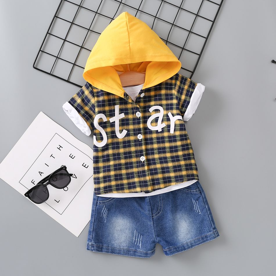 2pcs Baby Boy Short-sleeve Hooded Button Up Letter Print Top and Denim Shorts Set Yellow