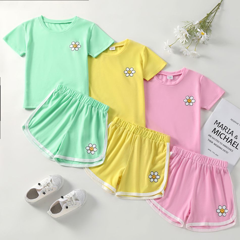 2-piece Kid Girl Floral Face Emojis Print Short-sleeve Tee and Elasticized Dolphin Shorts Set Pink