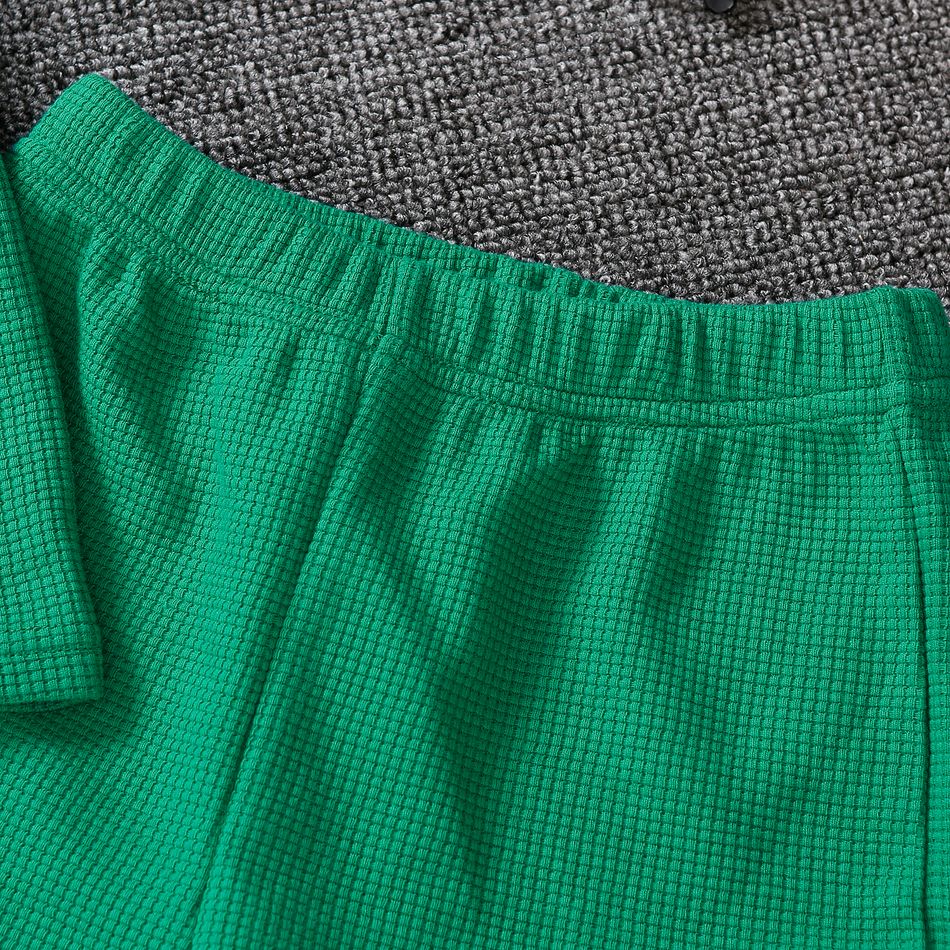 2pcs Toddler Boy Casual Solid Color Waffle Tee and Elasticized Shorts Set Dark Green big image 5