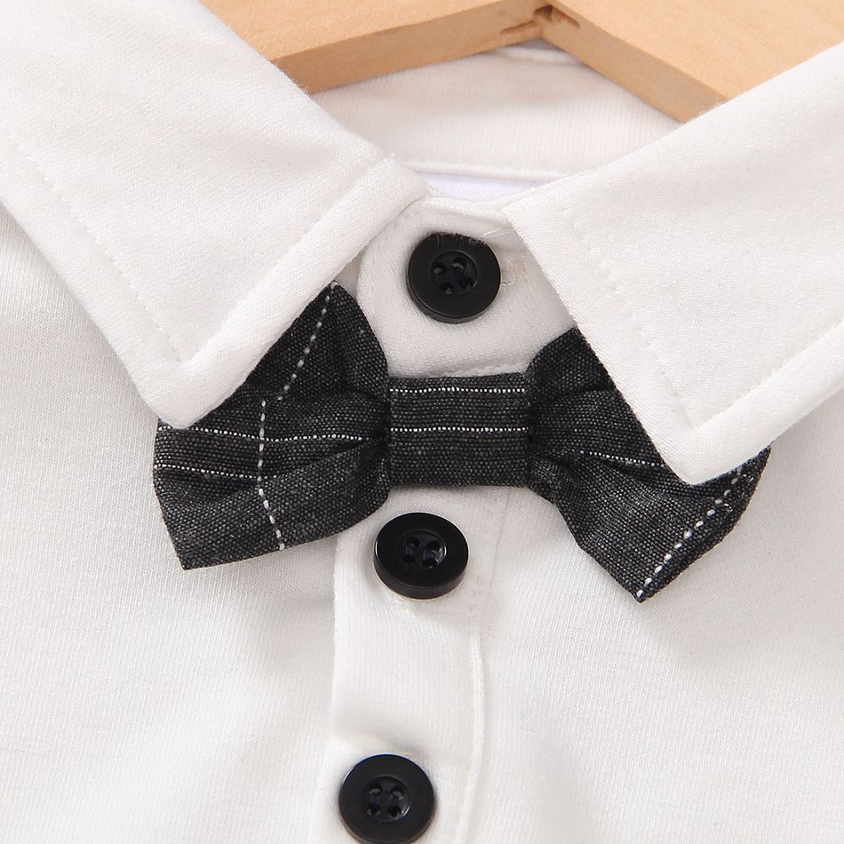 2 peças terno cavalheiro menino, gravata borboleta design camisa polo branca de manga comprida e calças xadrez conjunto de festa Branco big image 2