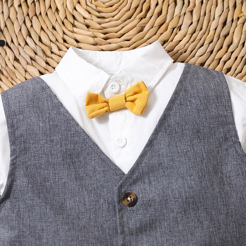 2pcs Toddler Boy Gentleman Suit, Faux-two Bow tie Design Shirt and Shorts Set Grey big image 3