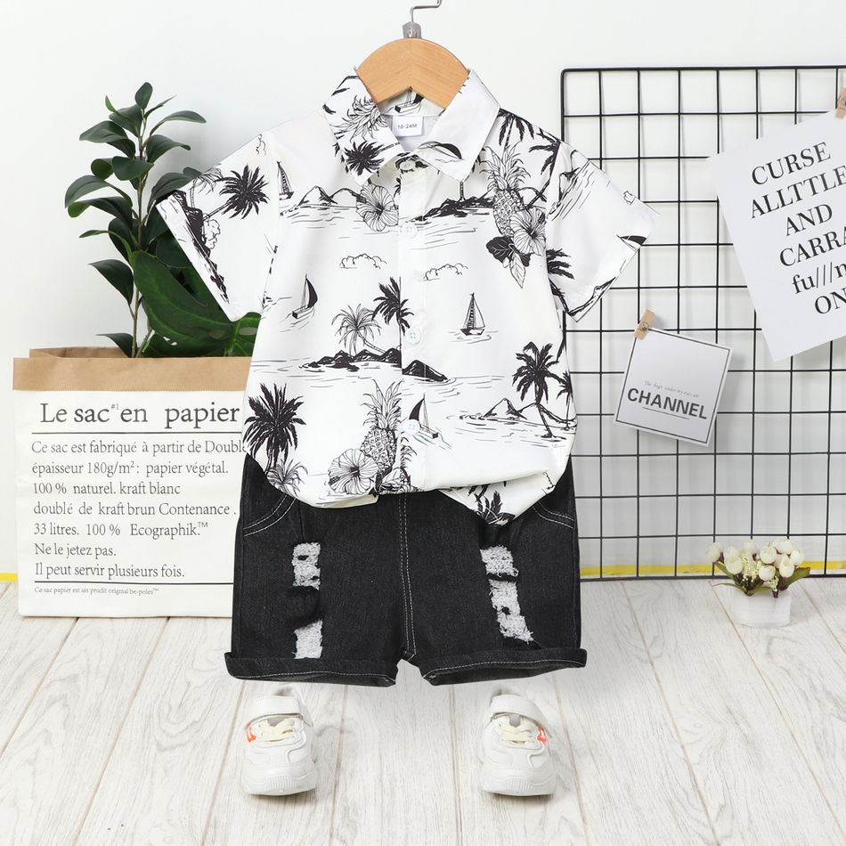 2pcs Toddler Boy Trendy Ripped Denim Shorts and Lapel Collar Floral Print Tee Set White