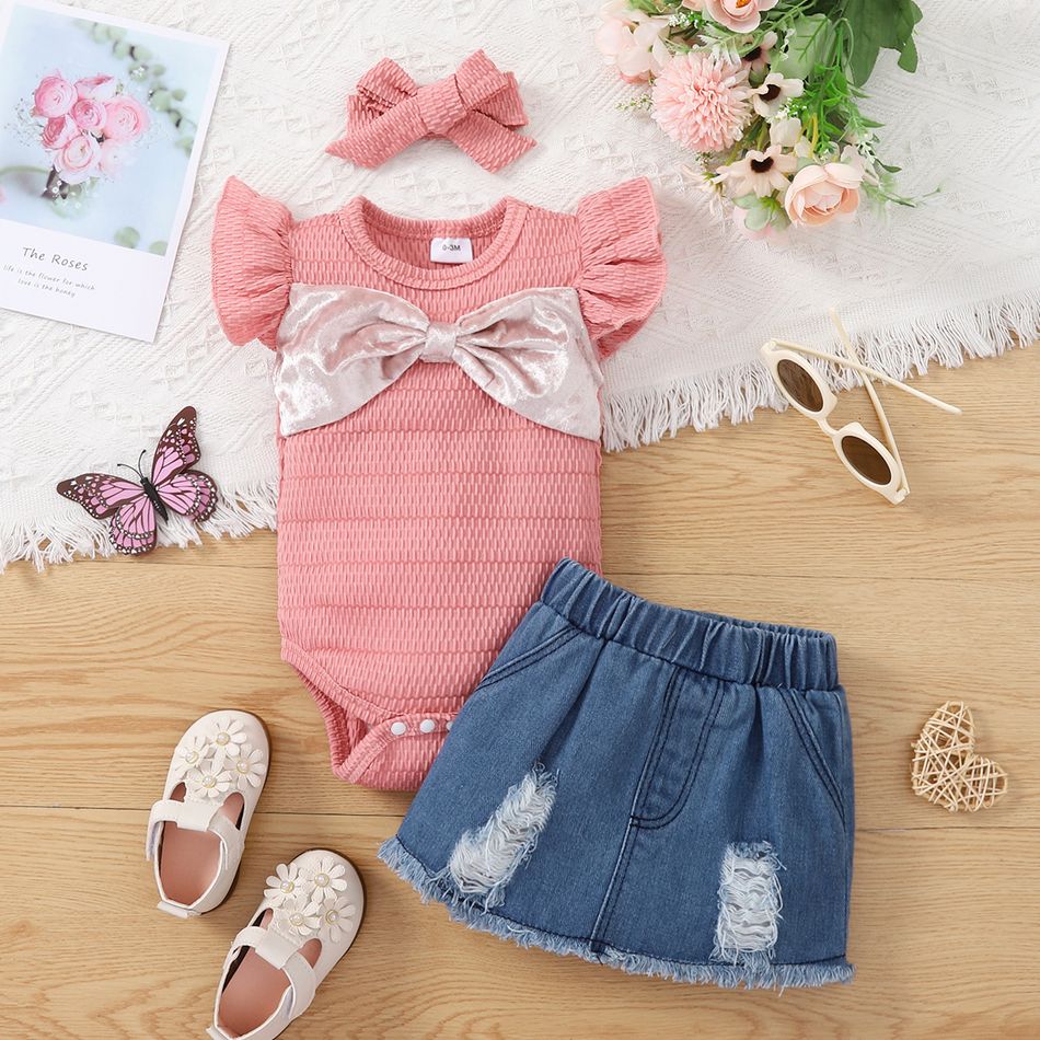 2pcs Baby Girl Bow Front Textured Flutter-sleeve Romper and Frayed Raw Trim Ripped Denim Skirt Set Pink big image 1