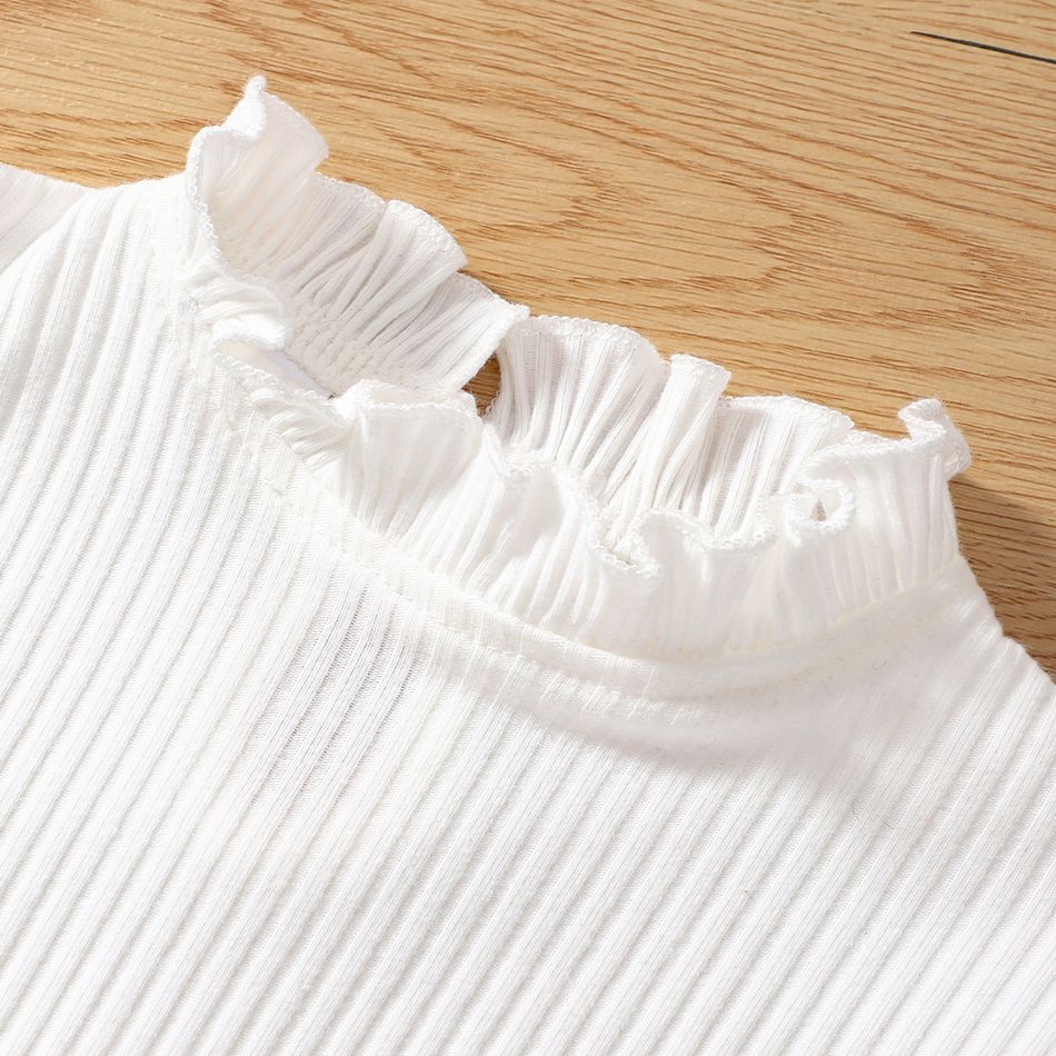 2pcs Toddler Girl Trendy Irregular Cuff Denim Jeans and Mesh Sleeve Tee Set White big image 3