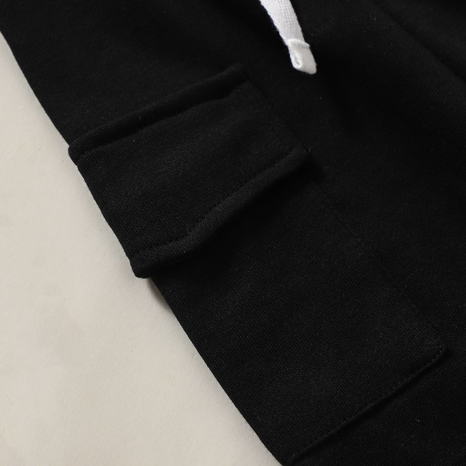 2pcs Baby Boy/Girl Star Print Long-sleeve Colorblock Sweatshirt and Solid Sweatpants Set Black