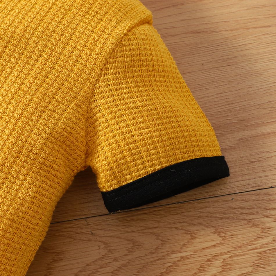 Baby Boy/Girl Contrast Binding Waffle Textured Short-sleeve Romper Yellow big image 4