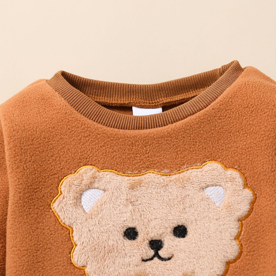 2pcs Baby Boy/Girl Bear Embroidered Long-sleeve Fleece Sweatshirt and Sweatpants Set Brown big image 2