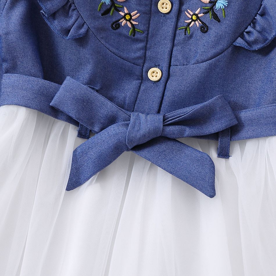 Toddler Girl Sweet Denim Mesh Splice Floral Embroidered Doll Collar Dress Blue big image 5