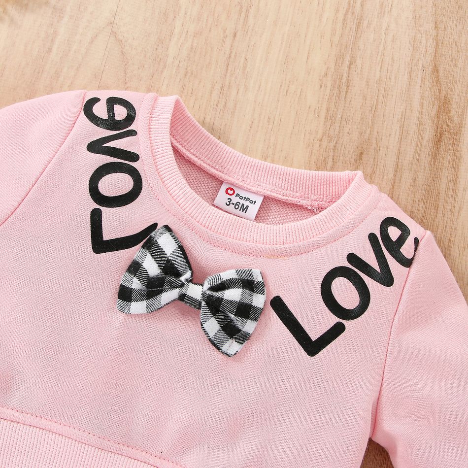 2pcs Baby Girl Bow Front Plaid Hem Faux-two Long-sleeve Letter Print Sweatshirt and Jeans Set Pink big image 3