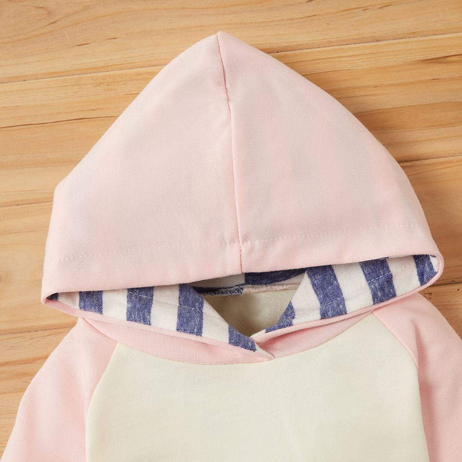3pcs Striped Color Blocked Hooded Long-sleeve Baby Set Pink big image 3