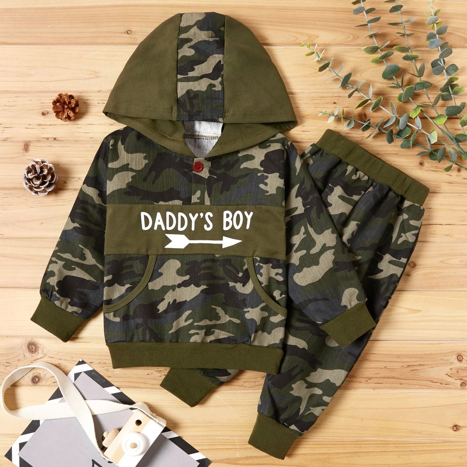2-piece Baby / Toddler Boy Camouflage Letter Print Hoodie and Sporty Harem Pants Set Green