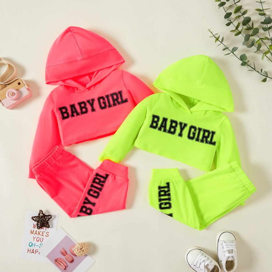 2pcs Baby Girl Letter Print Solid Long-sleeve Hooded Crop Top and Pants Set Dark Pink big image 6