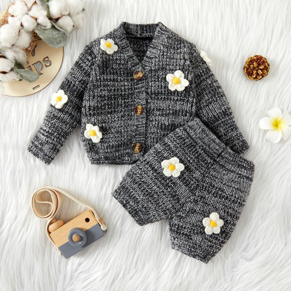 2pcs Baby Floral Knitted Black Long-sleeve Sweater Cardigan and Shorts Set Black/White
