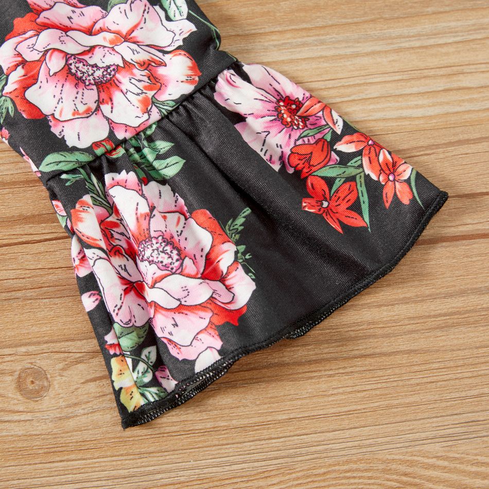 2-piece Kid Girl Floral Print Bell sleeves Peplum Top and Ripped Denim Pants Jeans Set Black big image 5