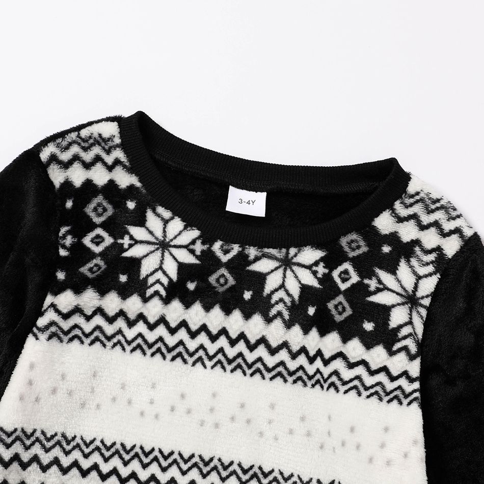 Christmas All Over Snowflake Pattern Black Family Matching Long-sleeve Flannel Sweatshirts Black big image 5