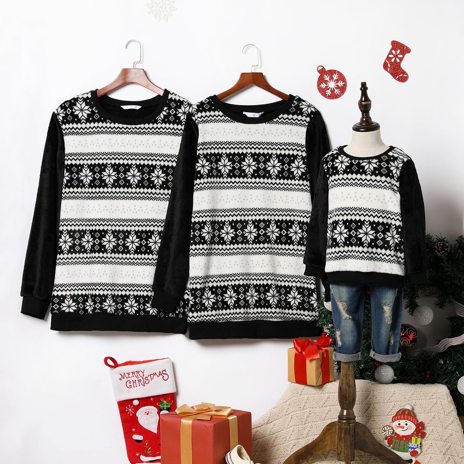 Christmas All Over Snowflake Pattern Black Family Matching Long-sleeve Flannel Sweatshirts Black big image 1