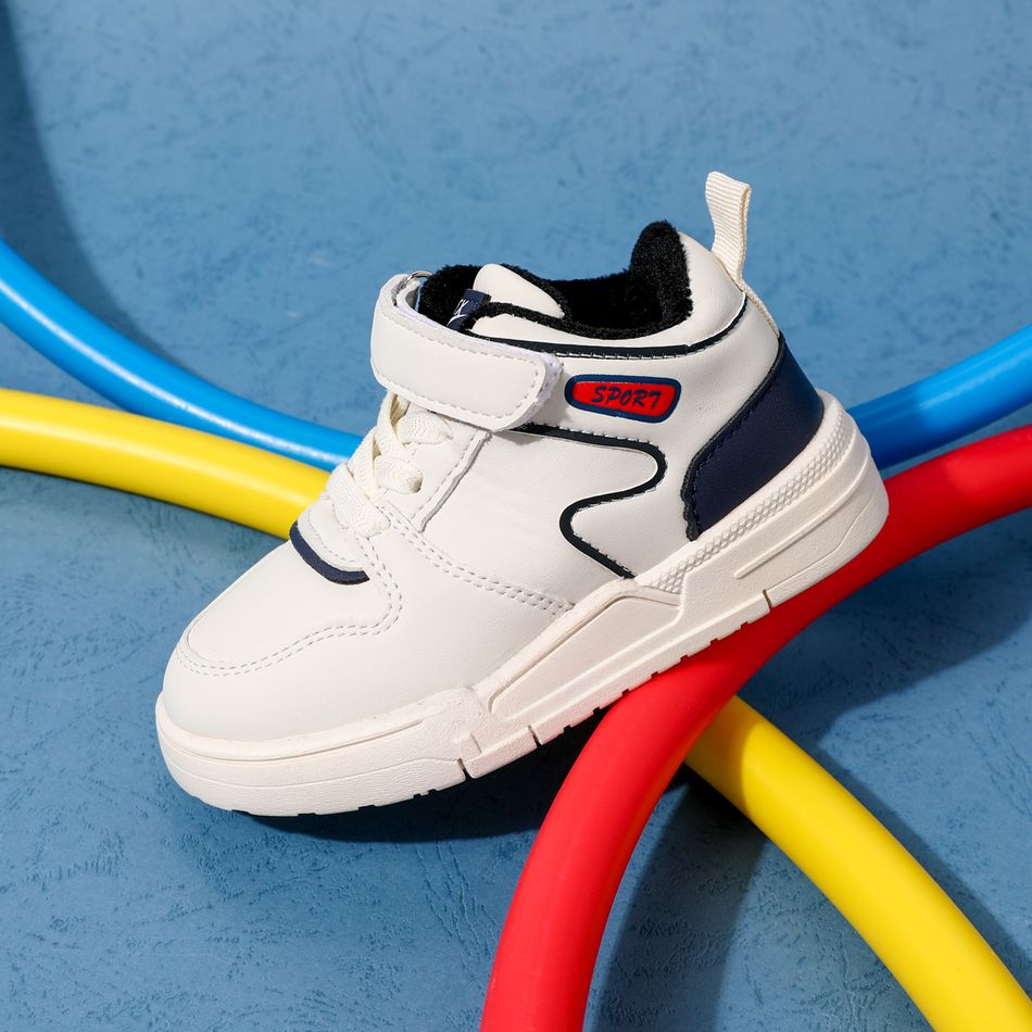 حذاء رياضي بحزام فيلكرو بتصميم غير رسمي للأطفال الصغار / الأطفال أبيض big image 4
