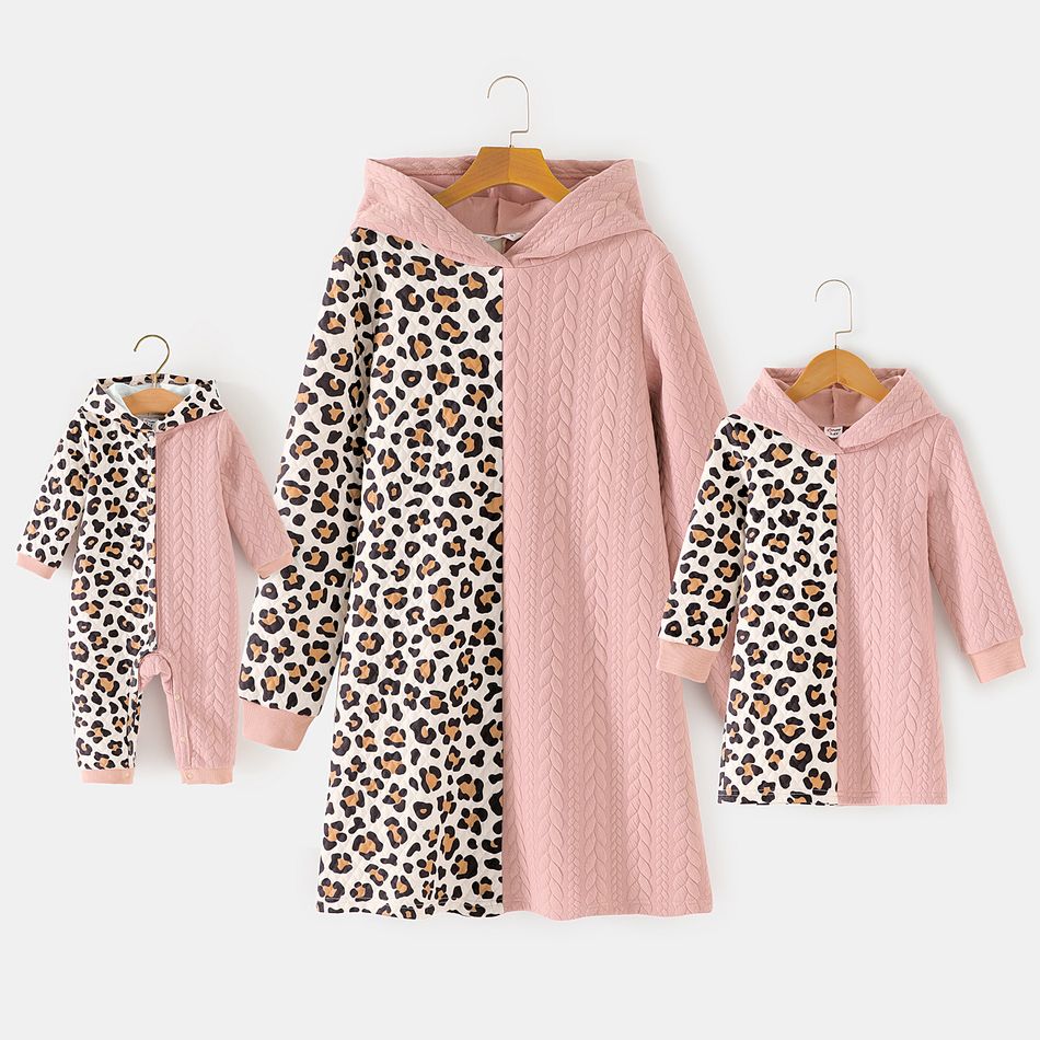 Leopard Splicing Pink Textured Long-sleeve Hoodie Dress for Mom and Me Pink