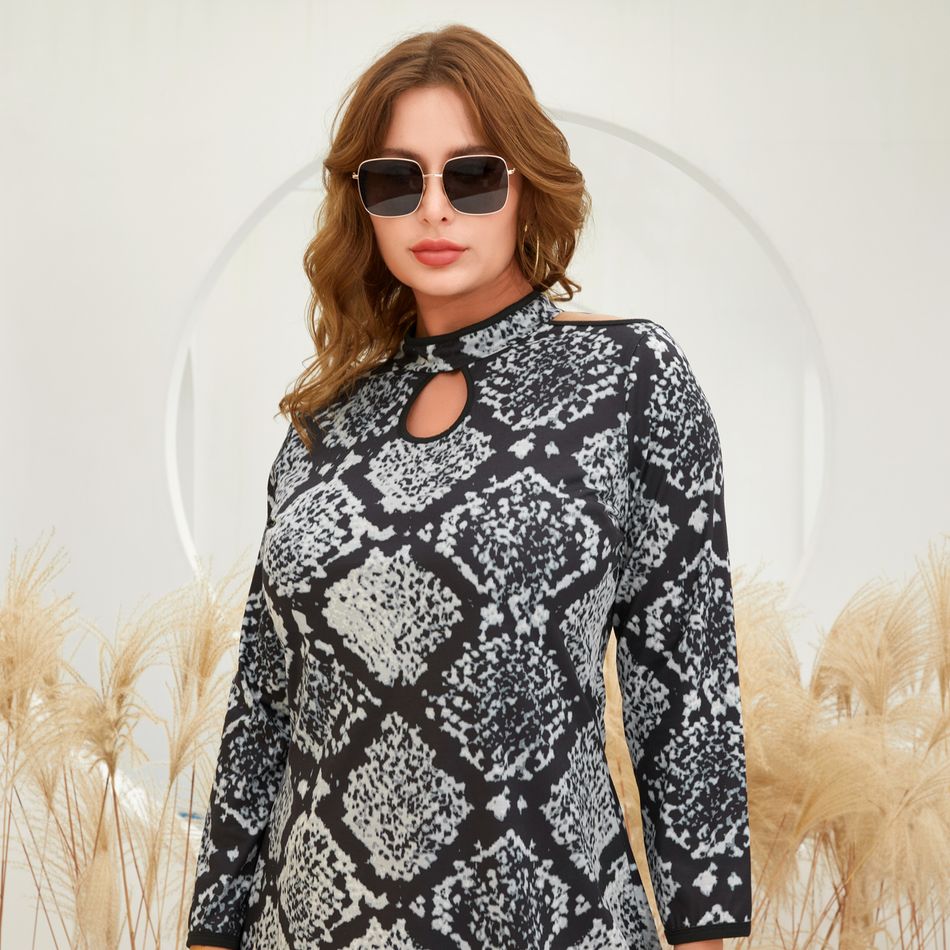 Women Plus Size Sexy Snake Print Hollow out Front Long-sleeve Dress Black big image 6
