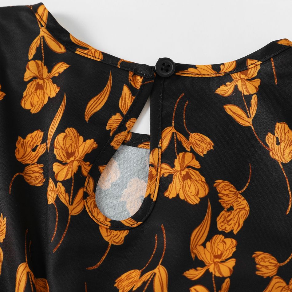 Family Matching Floral Print Black Short Puff Sleeve Dresses and Letter Embroidered T-shirts Sets Black big image 9