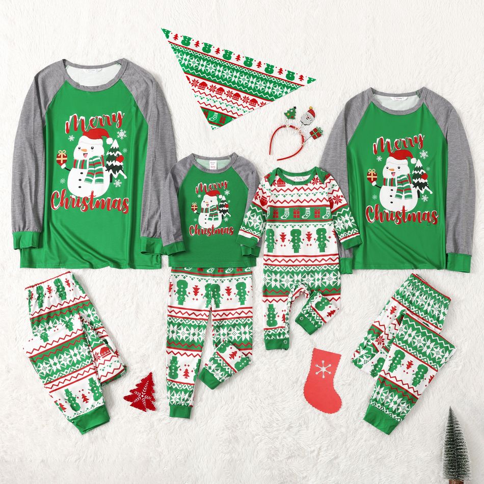 Christmas Snowman and Letters Print Green Family Matching Long-sleeve Pajamas Sets (Flame Resistant) Green big image 1